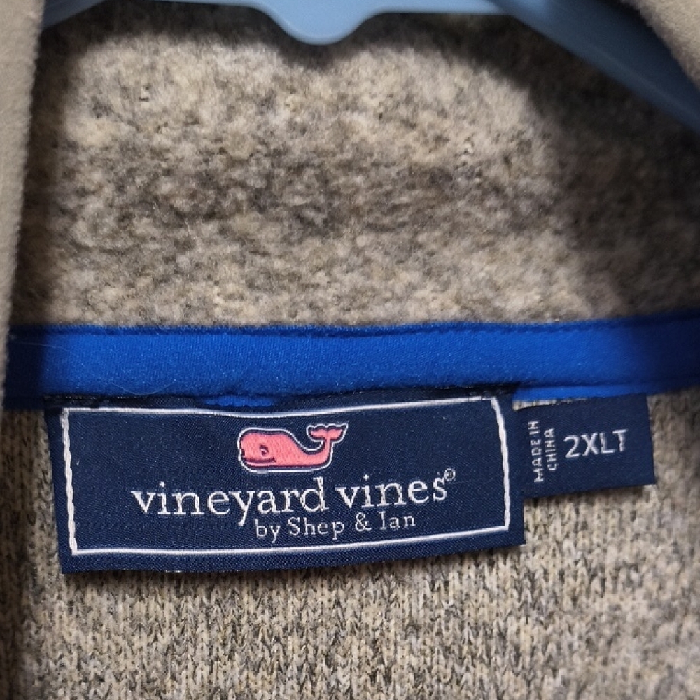 Vineyard Vines By Shep & Ian 2XLT In Like New Condition Vest - Picture 2 of 4